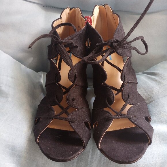 Express micro suede shoes, black size 8 heels! New unboxed! - Picture 1 of 7